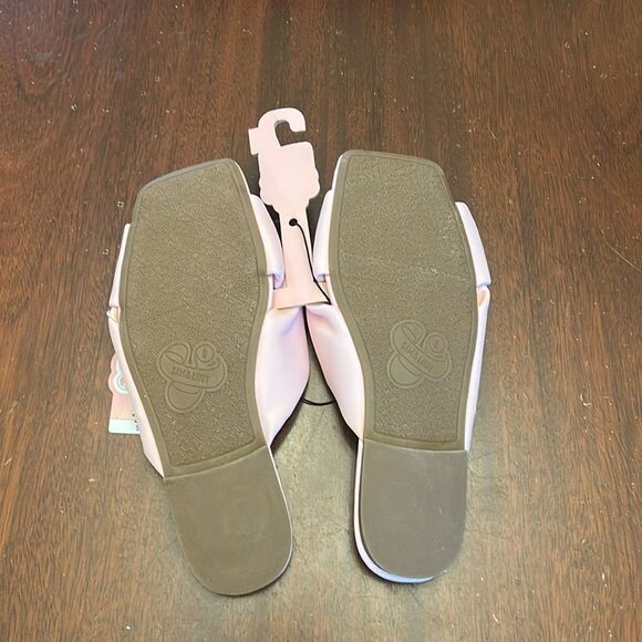 Sam & Libby pale pink flats Size 8
New - Picture 5 of 6